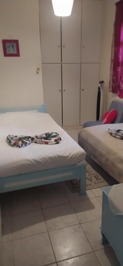 Cozy House 2 Apartment Vrachati Bagian luar foto