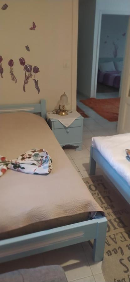 Cozy House 2 Apartment Vrachati Bagian luar foto