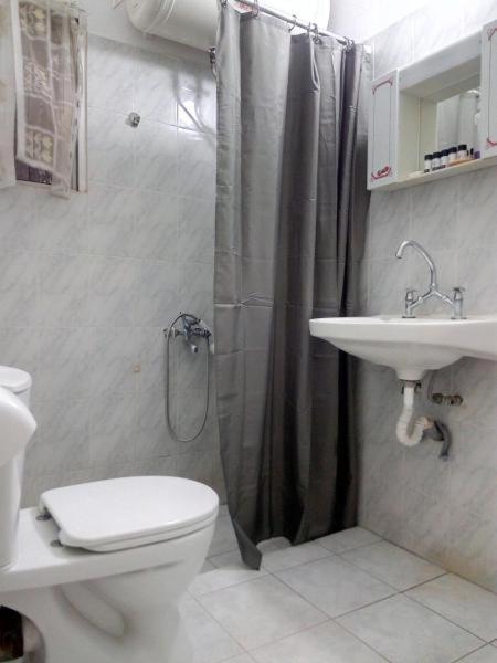 Cozy House 2 Apartment Vrachati Bagian luar foto
