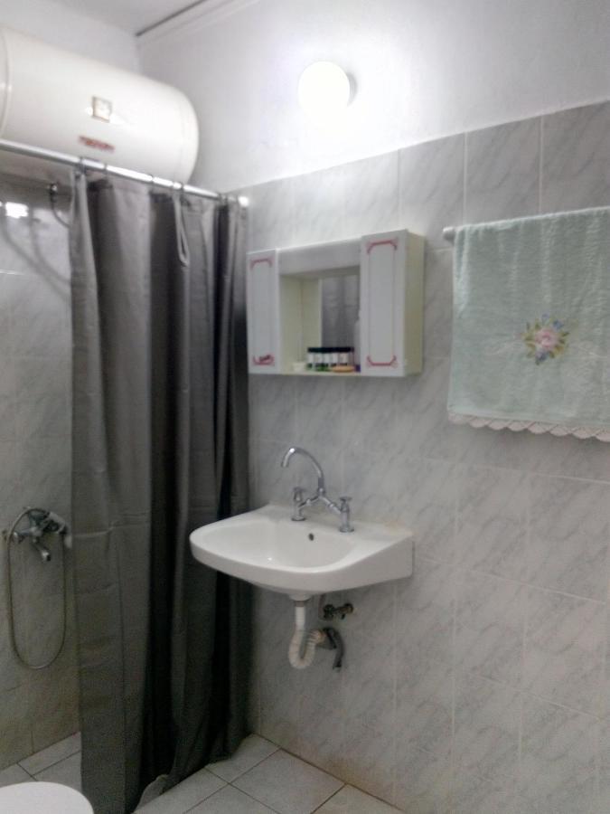 Cozy House 2 Apartment Vrachati Bagian luar foto